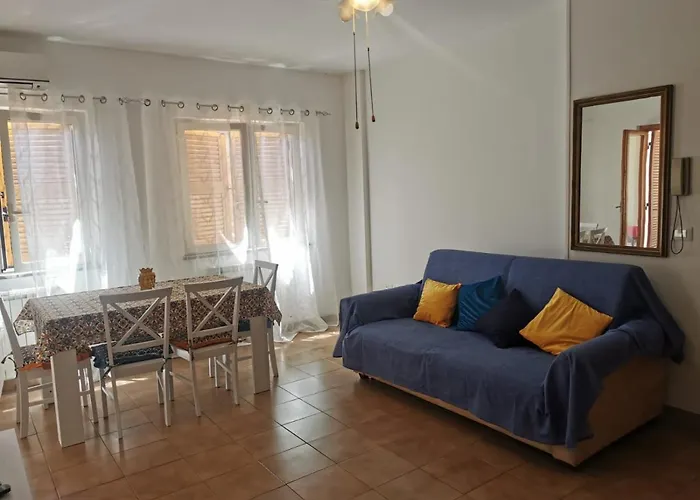 La Piazzetta Apartament Nettuno